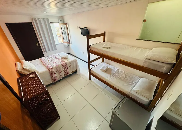 Piratas do Morro PousadaHostel